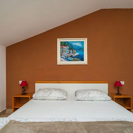 קאבטאט Apartments Pavo מראה חיצוני תמונה
